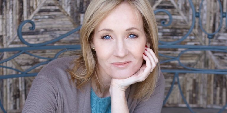 JK-Rowling-writing-geeks